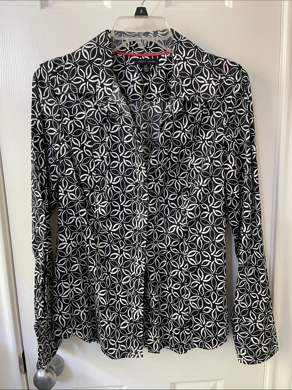 Tommy Hilfiger Black and White Geometric Button-Down Shirt